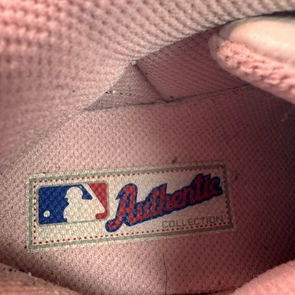 Reebok MLB Authentic Collection New York Yankees White/Pink 2-142952 Size 8.5 - Picture 6 of 12